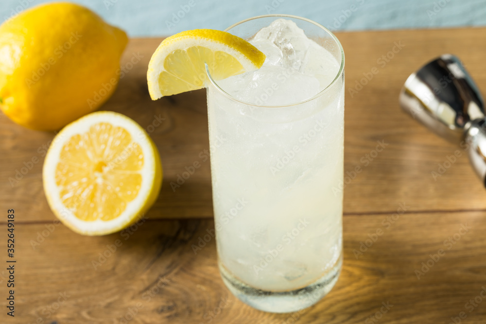 Refreshing Gin Tom Collins Cocktail Refreshing Gin Tom Collins Cocktail