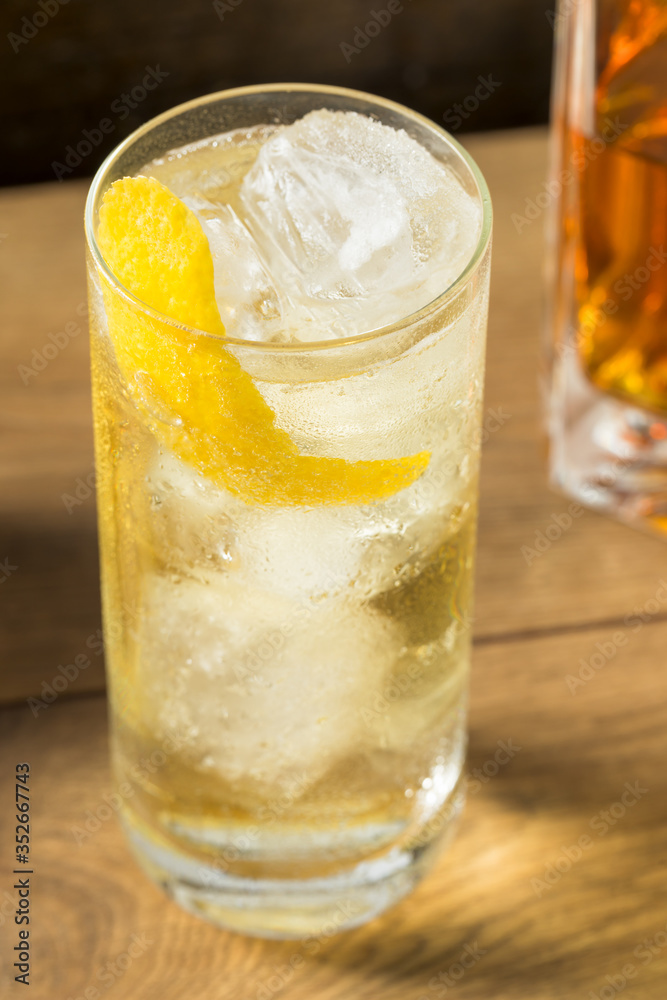 Alcoholic Whiskey and Soda Highball Alcoholic Whiskey and Soda Highball