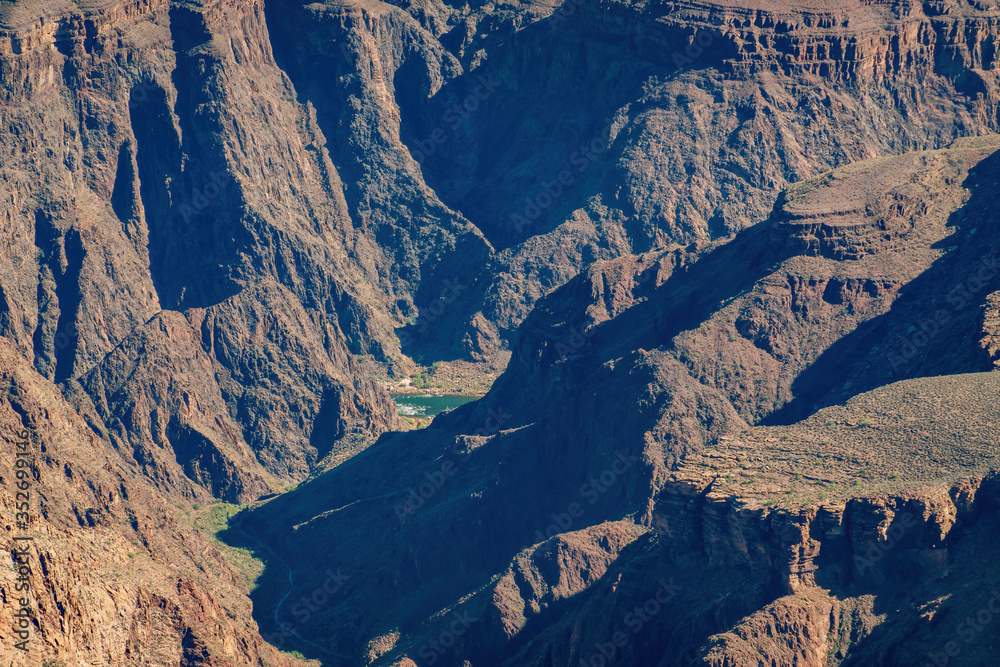 Beautiful landscape around the famous Mather Point