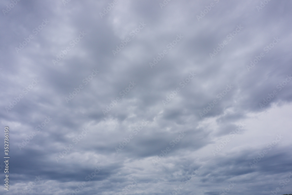 梅雨の空と雲(5月)