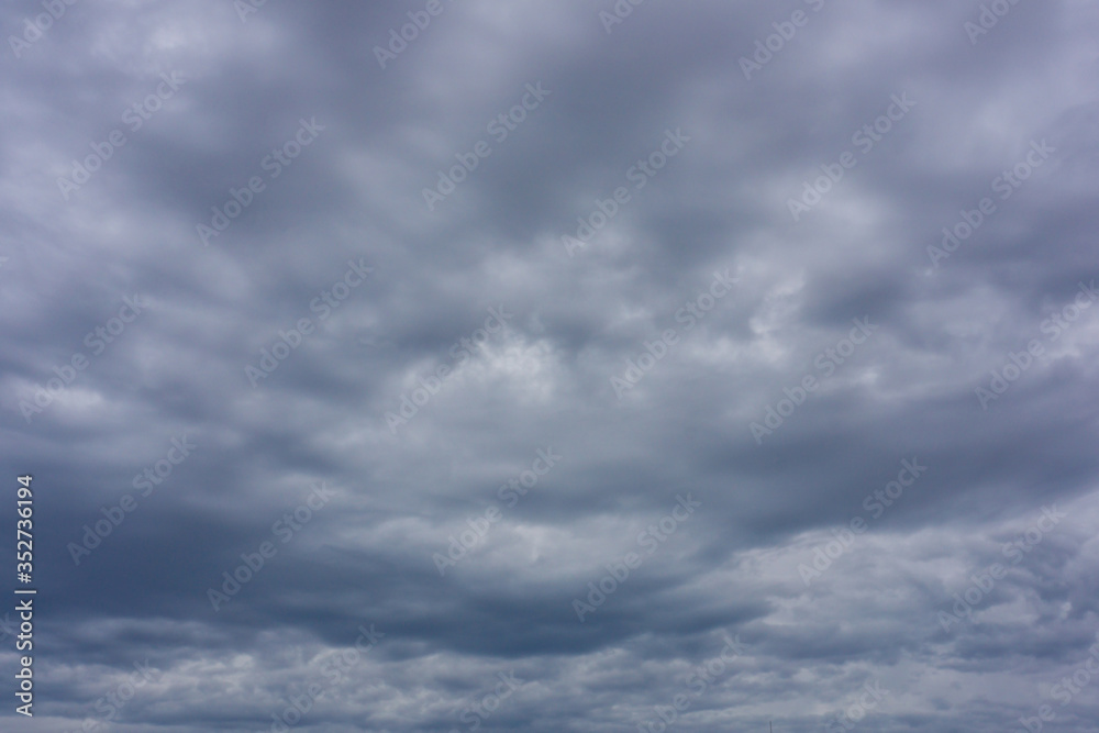 梅雨の空と雲(5月)