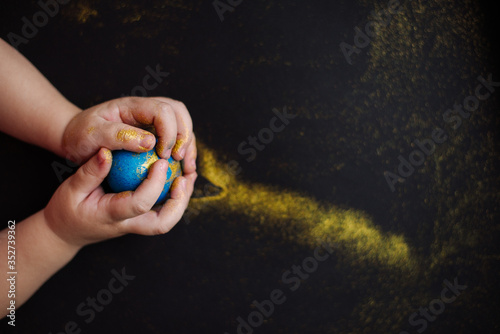 hand holding pills