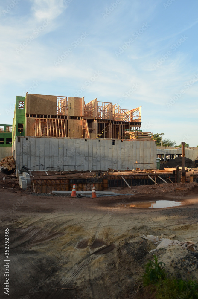 CONSTRUCTION SITE/WOODBRIDGE NJ CONSTRUCTION SITE/WOODBRIDGE NJ