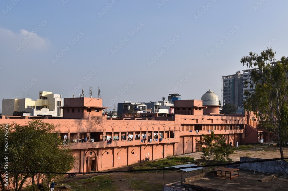Obraz premium Bhopal, Madhya Pradesh/India - January 17, 2020 : Jama Masjid or Taj Ul Masjid or Mosque