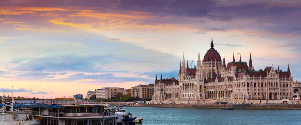 Fototapeta Photo of colorful Parlament in Budapest in Hungary