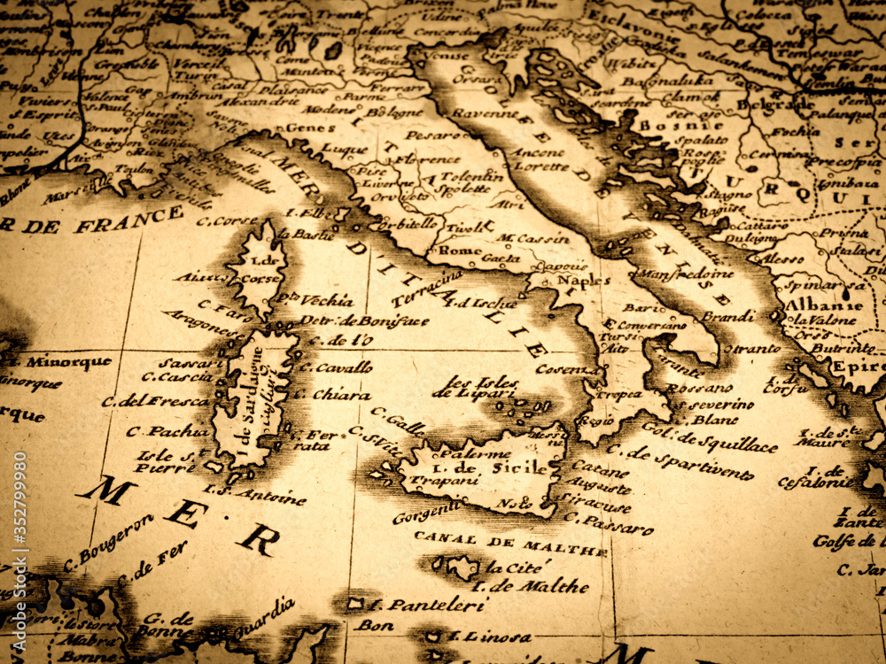 Fototapeta premium アンティークの世界地図 イタリア