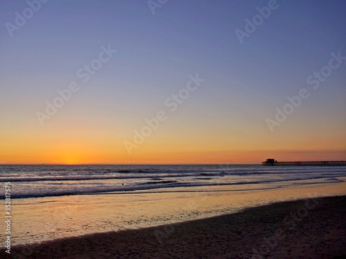Sonnenuntergang am Strand von Kalifornien