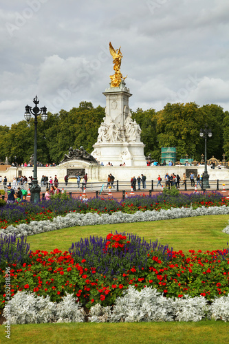 Photo Buckingham Palace, London, UK, Europe
