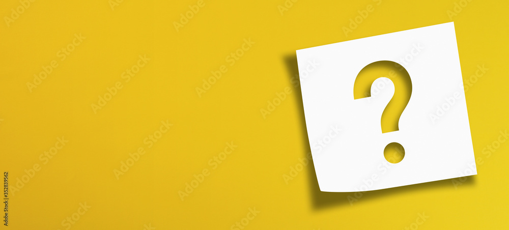 Note paper with question mark on panoramic yellow background	 - obrazy, fototapety, plakaty 