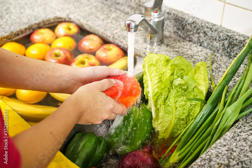Cleaning of fruits and vegetables by coronavirus