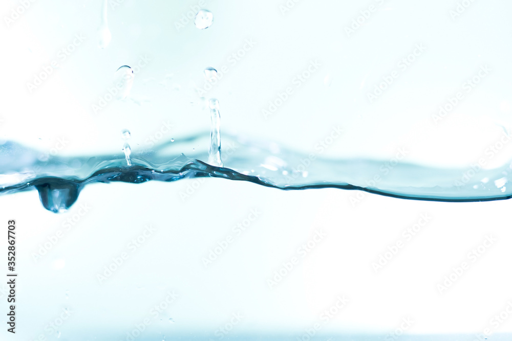 Water droplets moving in waves Water droplets moving in waves