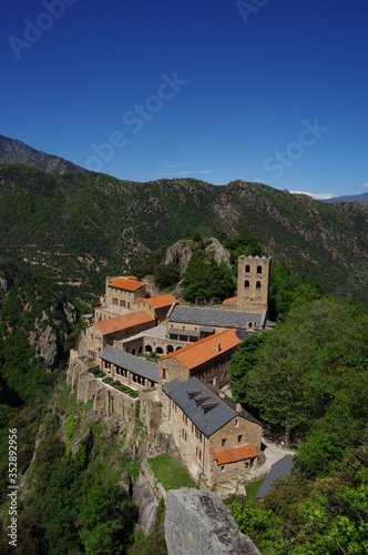 Wallpaper Mural Abbaye monastère et église en montagne de saint martin du Canigou dans les Pyrénées orientales en France Torontodigital.ca