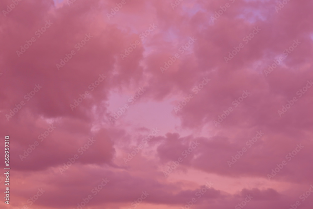  sky with pink and purple clouds