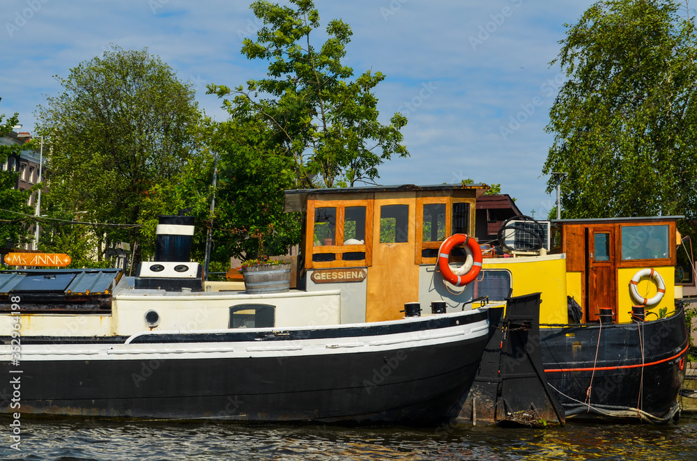 Naklejka premium Buque