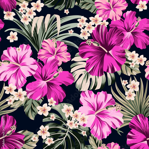 seamless pattern Exotic hawaiian tropical hibiscus flowers and palm on black background  artwork for fabrics  souvenirs  packaging  greeting cards and scrapbooking