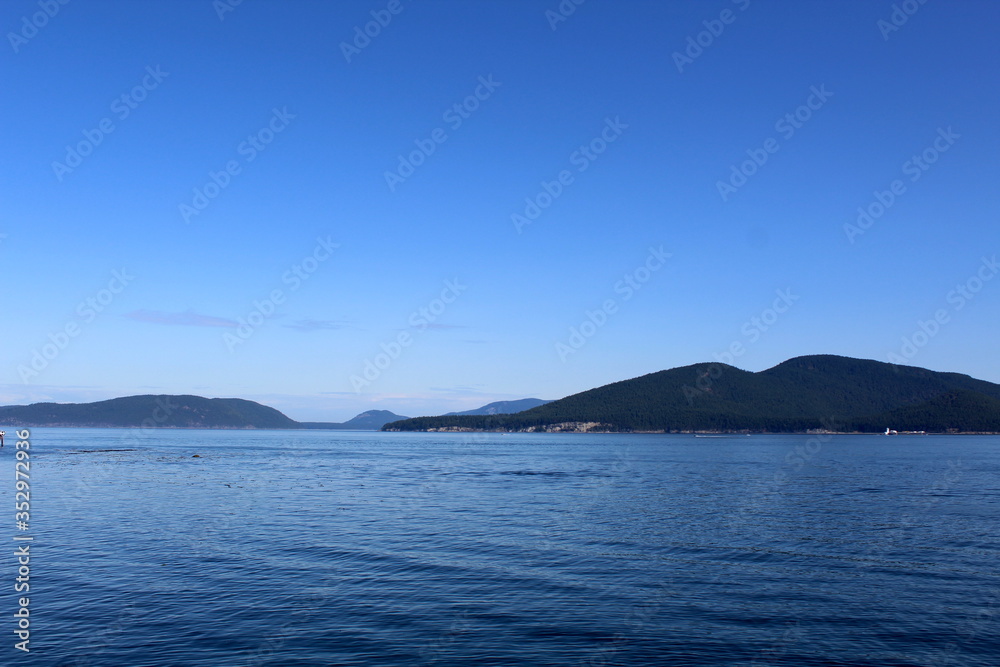 sea and mountains