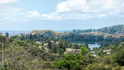 Hollywood Reservoir, lake in the hills of Hollywood, Los Angeles © konoplizkaya