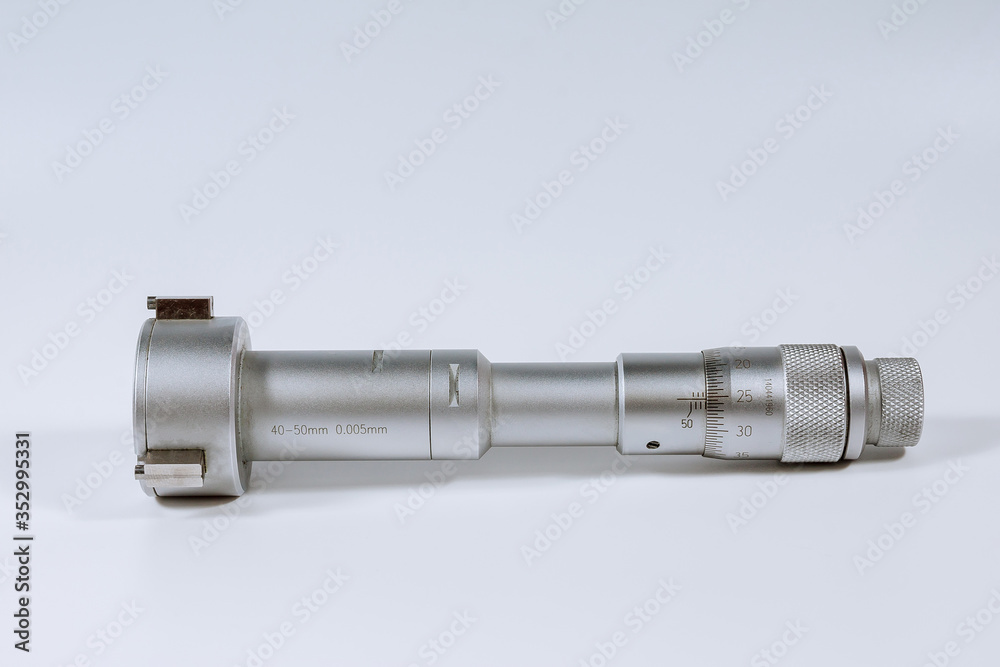 Calibration Bore micrometer. Device for accurate measurement of hole diameter. Calibration Bore micrometer. Device for accurate measurement of hole diameter.