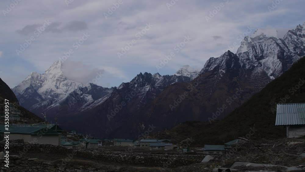 Wide static Ama Dablam, Shot on RED Helium 8K 16Bit RAW, ProRES RED Gamma 2.2 Wide static Ama Dablam, Shot on RED Helium 8K 16Bit RAW, ProRES RED Gamma 2.2