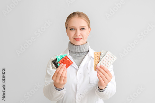 Female gynecologist with di...