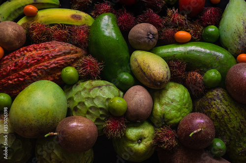 Fototapeta Naklejka Na Ścianę i Meble -  Exotic Tropical Fruit 
