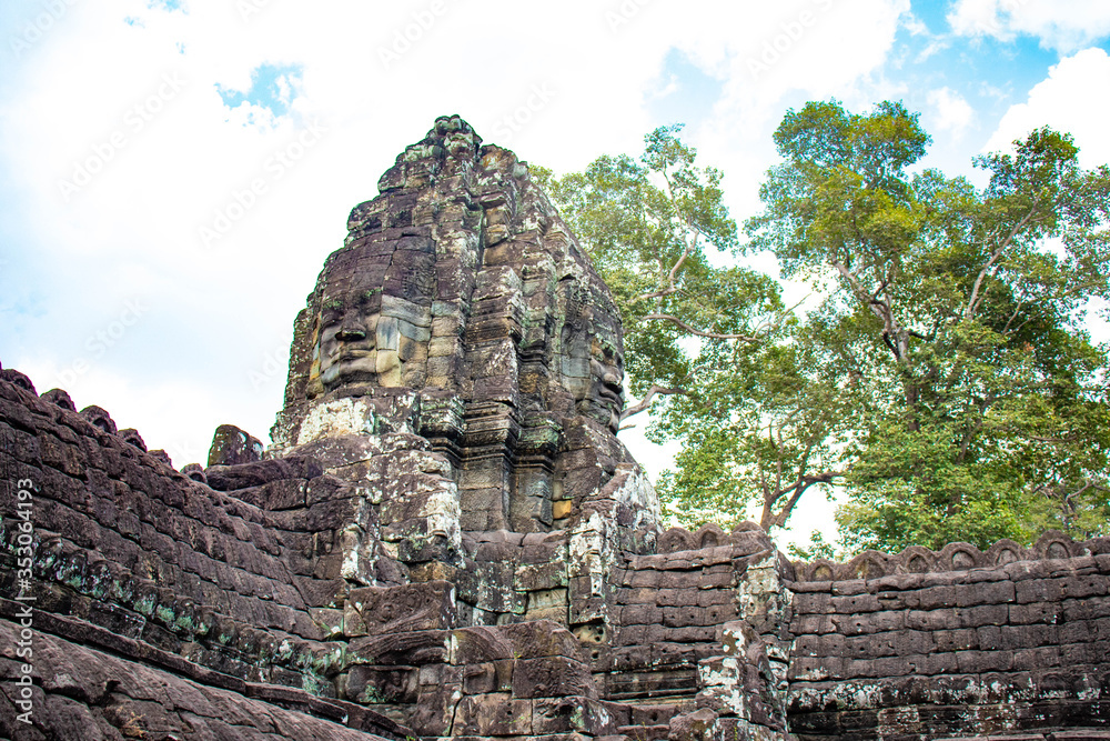 Fototapeta premium A beautiful view of Bayon temple at Siem Reap, Cambodia.