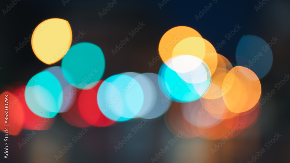 Fototapeta premium Night traffic light bokeh on road