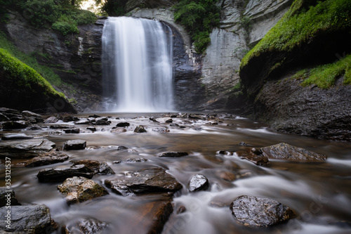 Fotografie Looking Glass Falls, a large waterfall near Asheville, North Carolina in the tow