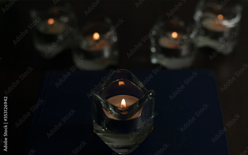 Candles that shine in the dark