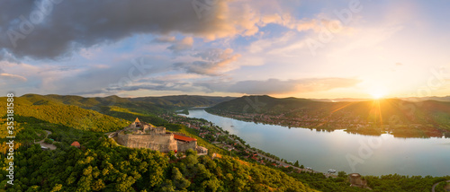 Canvas Print Amazing aerial landscapes about the Visegrad Castle in Hungary