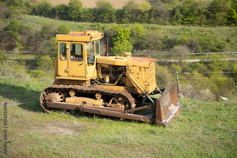 chain tractor in nature chain tractor in nature