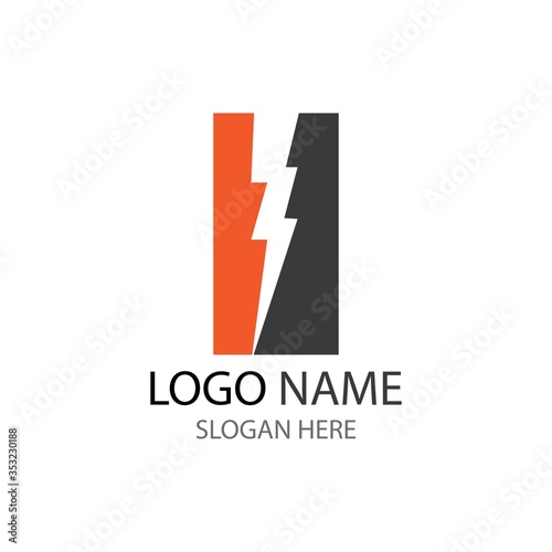 Lightning Logo Template vector icon illustration design © anto