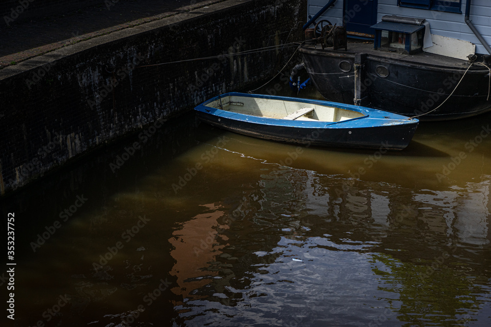 Obraz premium Rowing boat on the river in Groningen, Holland