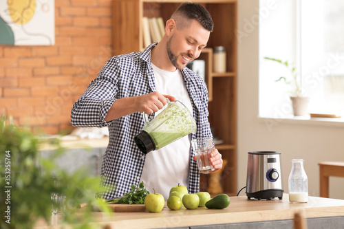 Man with healthy homemade s...