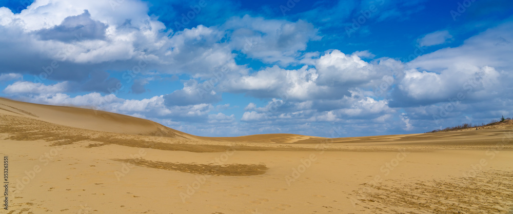 Tottori Sand Dunes (Tottori Sakyu). The largest sand dune in Japan, a part of the Sanin Kaigan National Park in Tottori Prefecture, Japan Tottori Sand Dunes (Tottori Sakyu). The largest sand dune in Japan, a part of the Sanin Kaigan National Park in Tottori Prefecture, Japan