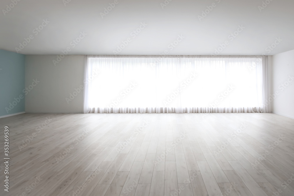 Fototapeta premium View of big empty room