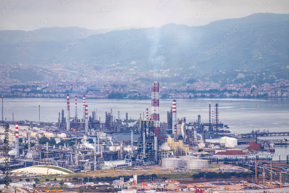 Turkey - May 27, 2020 :Tupras Izmit petroleum refinery. Tupras is Turkey's largest oil refinery. Turkey - May 27, 2020 :Tupras Izmit petroleum refinery. Tupras is Turkey's largest oil refinery.