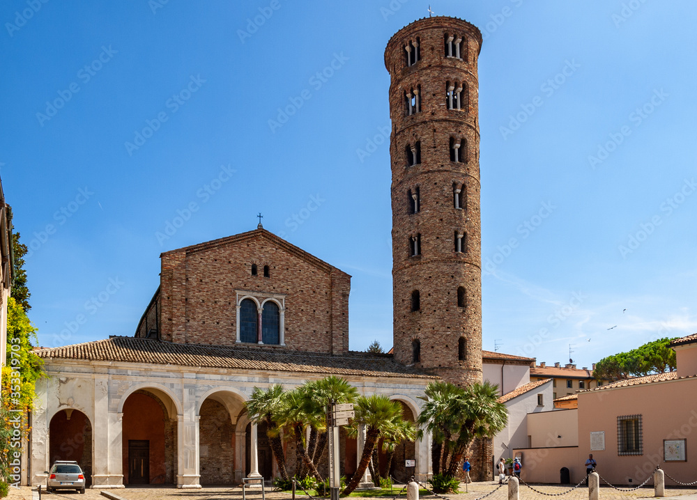  Basilica of St Apollinare Nuovo in Ravenna, Italy