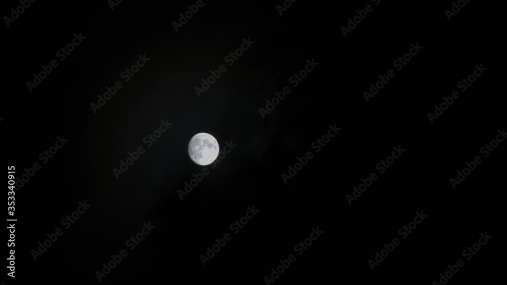 TIMELAPSE Moon with Cloud passing by TIMELAPSE Moon with Cloud passing by