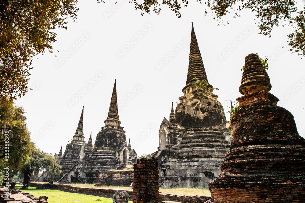 Fototapeta premium Wat Phra Si San Phet, a Buddhist temple of archaeological park, Ayutthaya, Thailand