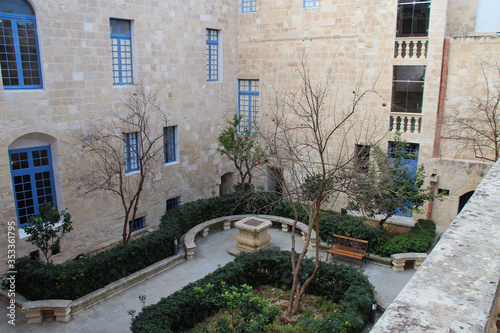Konstfotografi inquisitor's palace in vittoriosa (malta)