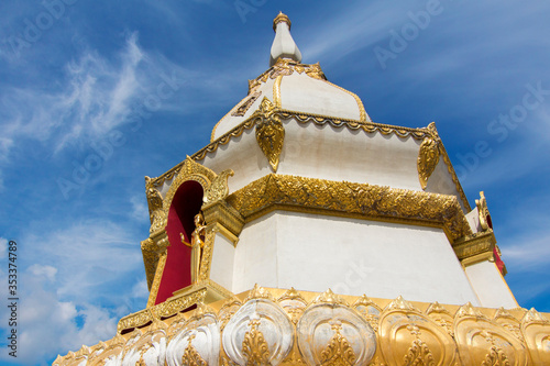 Pha Nam Yoi temple, Roi et Thailand photo