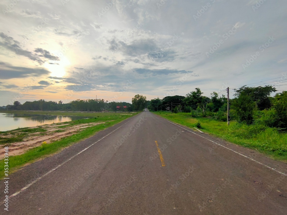 Fototapeta premium road to the sky