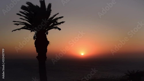 A video of a walk to to the sunset in Tangier in spring