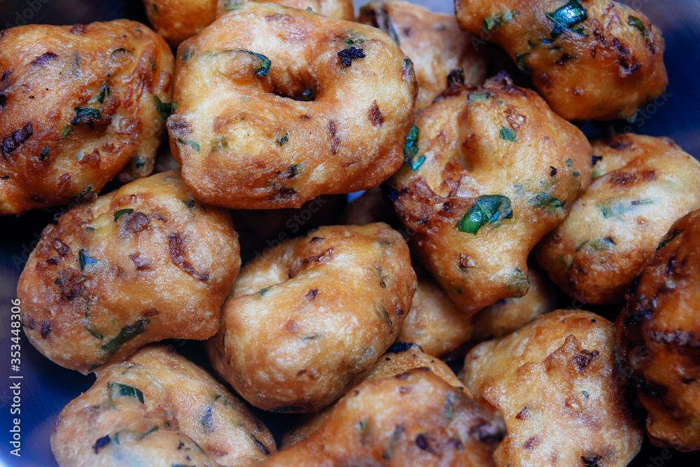 Indian tranditional snacks medhu vadai Indian tranditional snacks medhu vadai