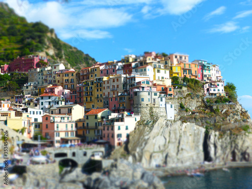 Fototapeta Naklejka Na Ścianę i Meble -  View of Manarola town. Cinque Terre, La Spezia, Liguria. Italy.
