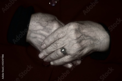 hand of theold woman photo