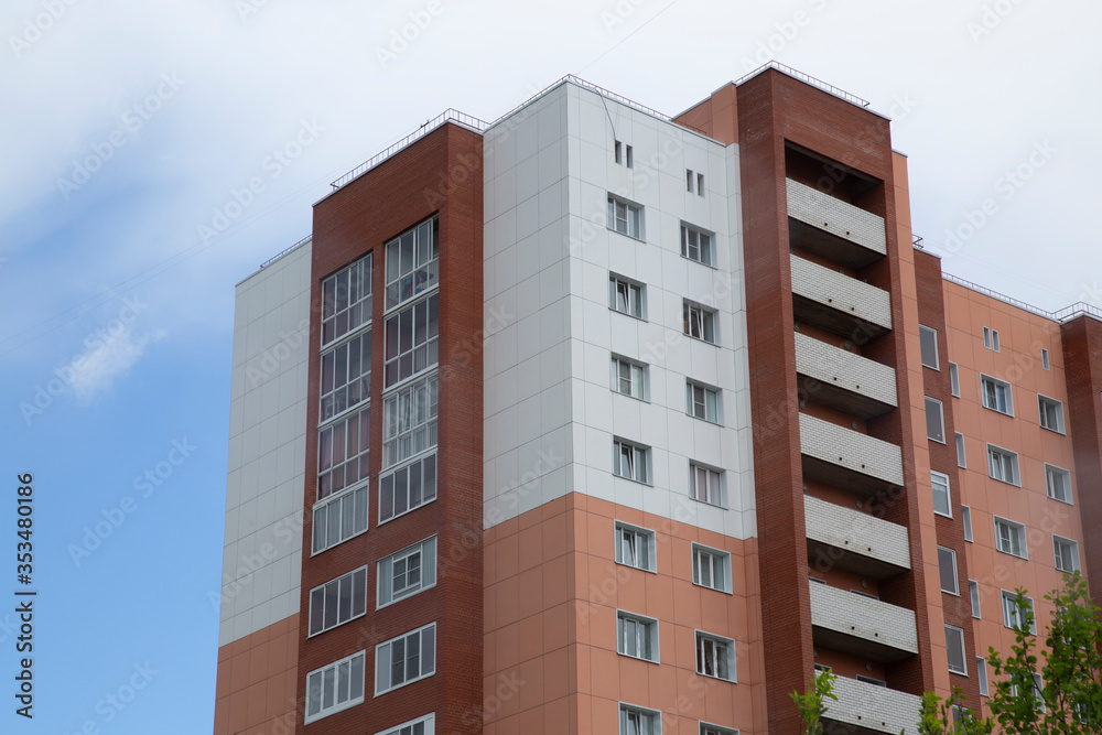 Construction of new multi-storey high-rise buildings in the city. Construction of new multi-storey high-rise buildings in the city.