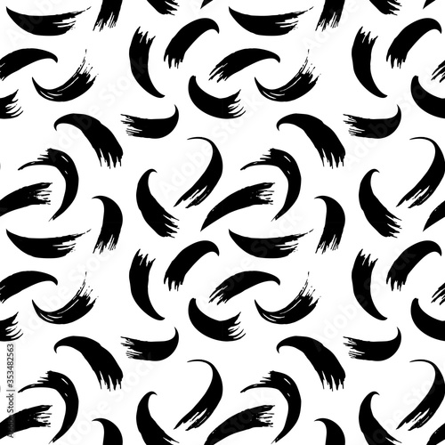 Brush strokes seamless pattern. Round strokes.