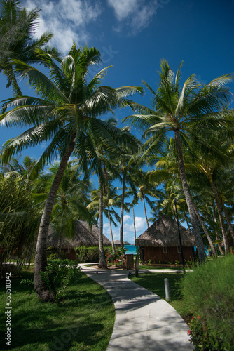 Bora Bora, book a room in paradise